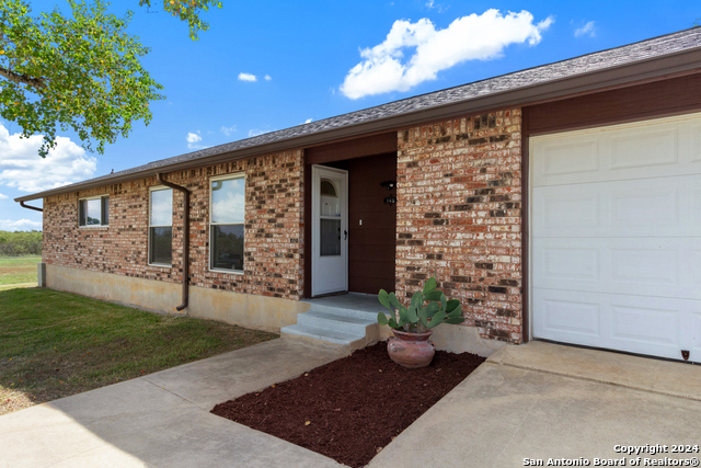 145 Lago Vista Property Photo 4