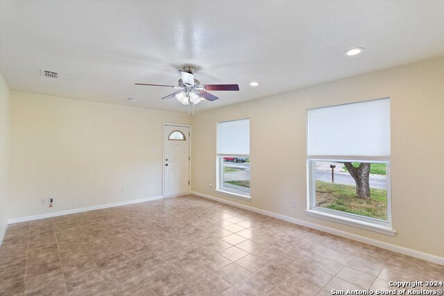 145 Lago Vista Property Photo 6