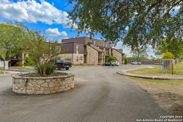 474 Seele St Property Photo 1