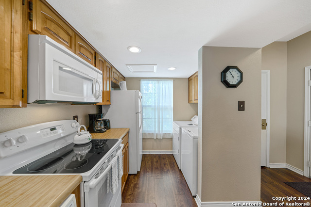 474 Seele St Property Photo 6