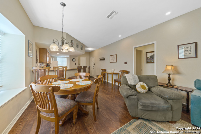 474 Seele St Property Photo 11