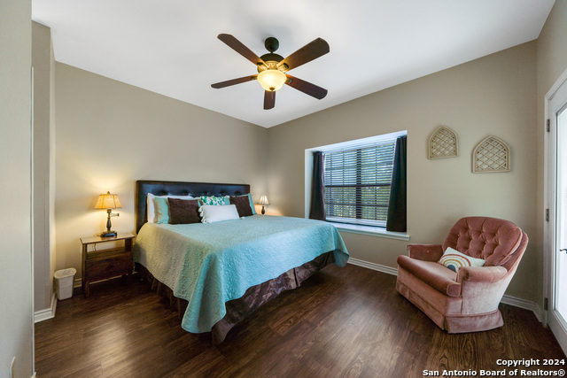 474 Seele St Property Photo 16
