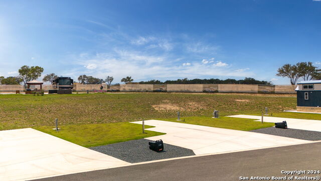 5386 Ranch Road 1376 #197 Property Photo 7