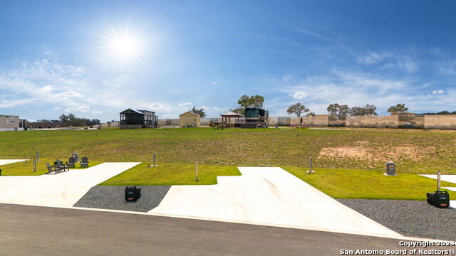 5386 Ranch Road 1376 #197 Property Photo 8