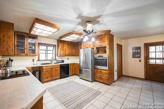 355 Mountain Creek Rd Property Photo 10