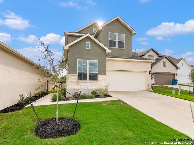 712 Pond Bluff Property Photo 1