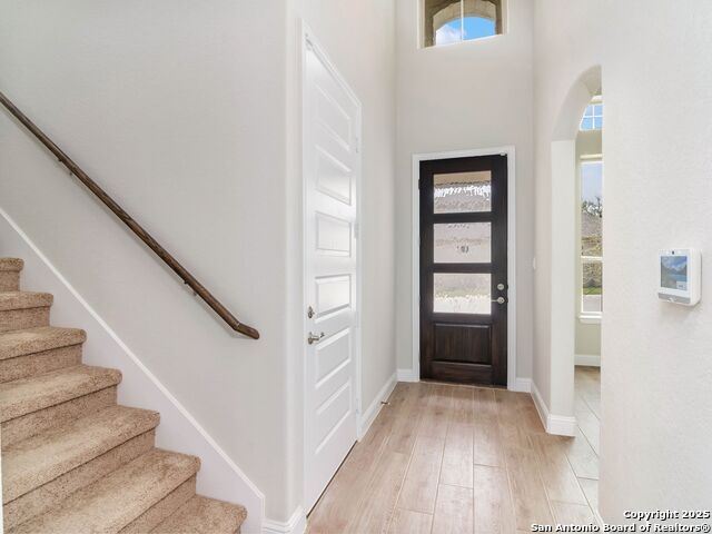 534 Pond Bluff Property Photo 2