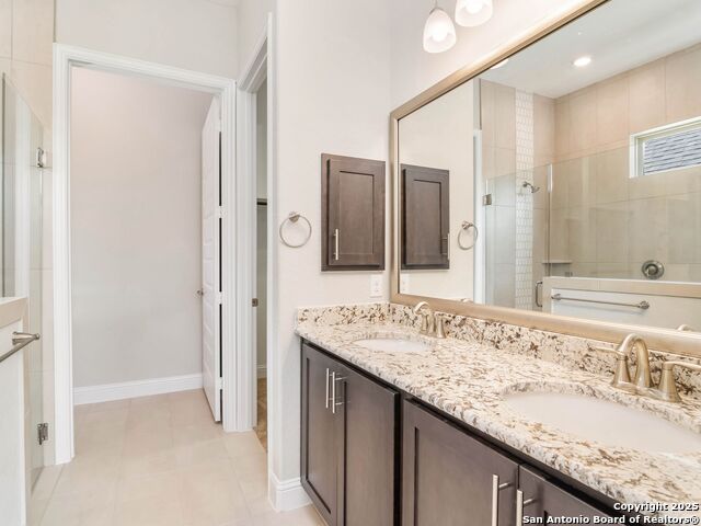 534 Pond Bluff Property Photo 16