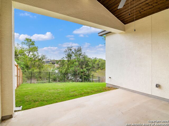 534 Pond Bluff Property Photo 23