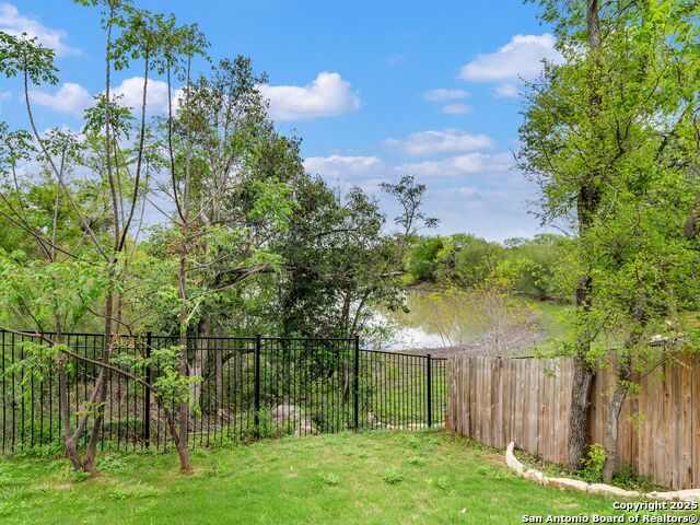 534 Pond Bluff Property Photo 25