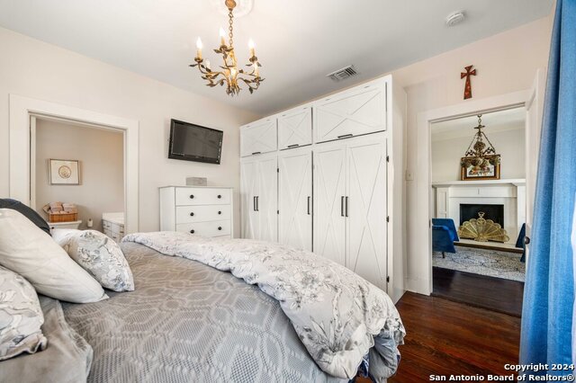 228 Clifford Ct Property Photo 15