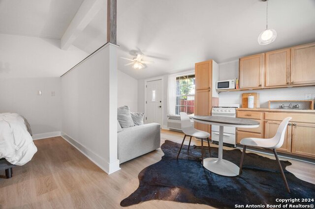 228 Clifford Ct Property Photo 30