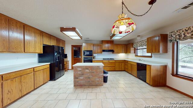 28084 Delafield Dr Property Photo 9