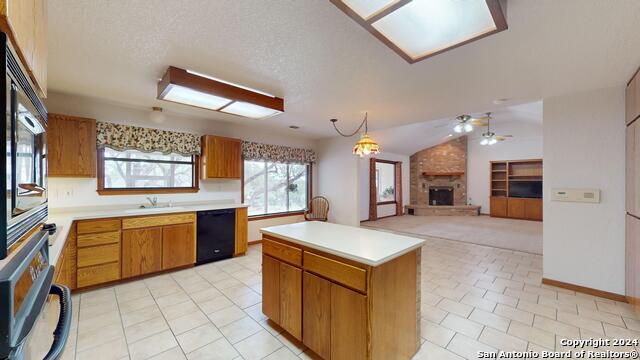 28084 Delafield Dr Property Photo 12