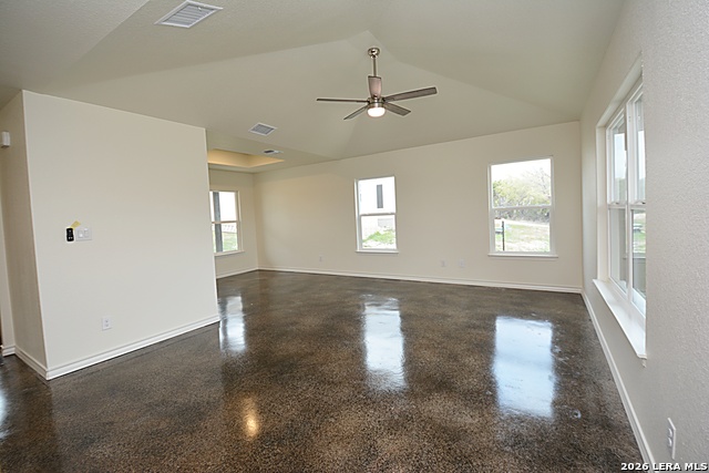 1559 Golf Course Dr. Property Photo 4