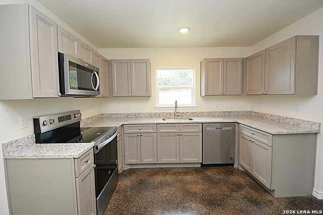 1559 Golf Course Dr. Property Photo 7