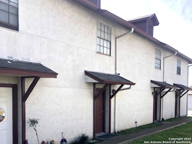 542 Dukeway Property Photo 16
