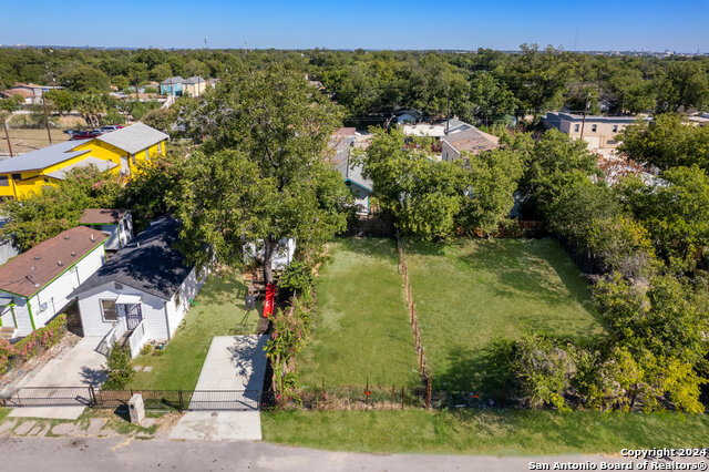 715 Montezuma St Property Photo