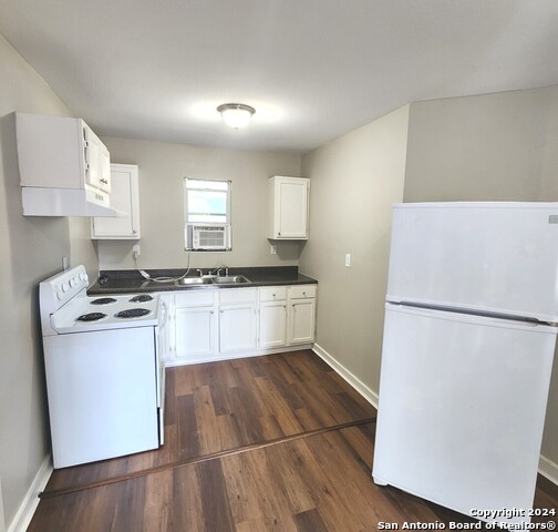 924 W Kings Hwy Property Photo 2