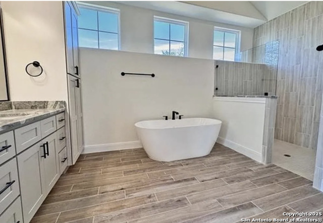 706 Sidewinder Property Photo 3