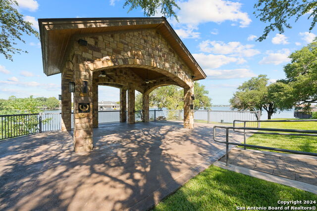 706 Sidewinder Property Photo 10