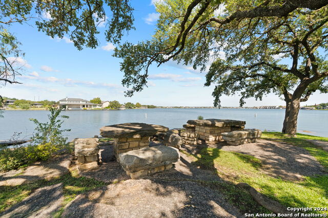 706 Sidewinder Property Photo 11