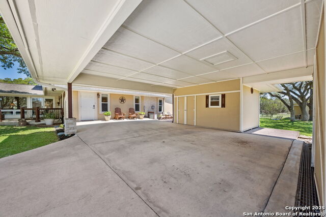 8110 Park Lane Property Photo 4