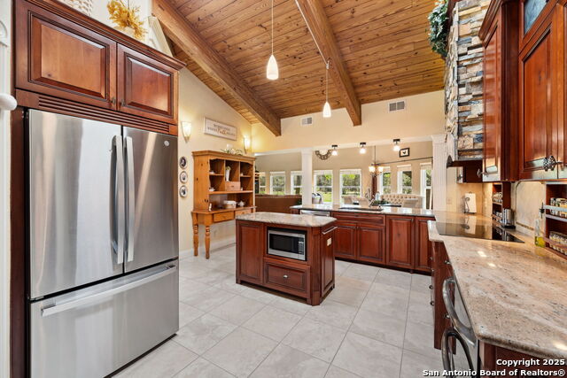 8110 Park Lane Property Photo 11