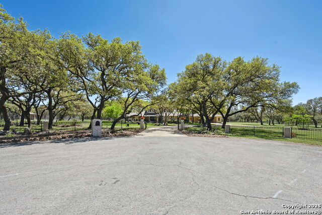 8110 Park Lane Property Photo 33