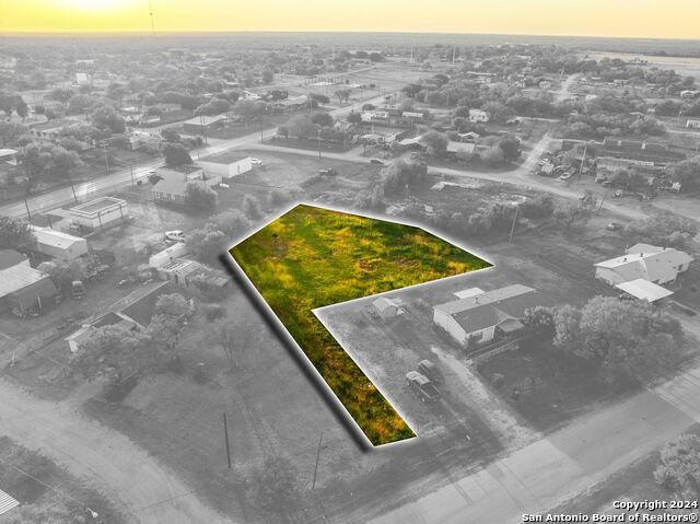 83 Couser Blvd Property Photo 2
