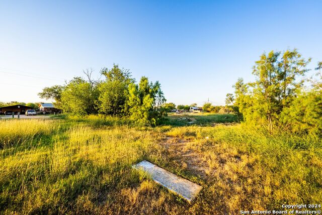 83 Couser Blvd Property Photo 12