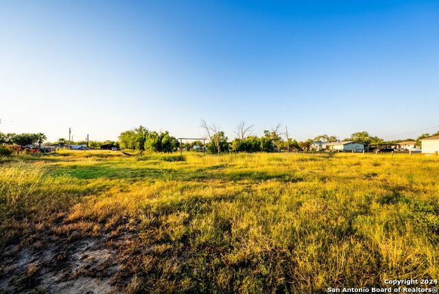 83 Couser Blvd Property Photo 15