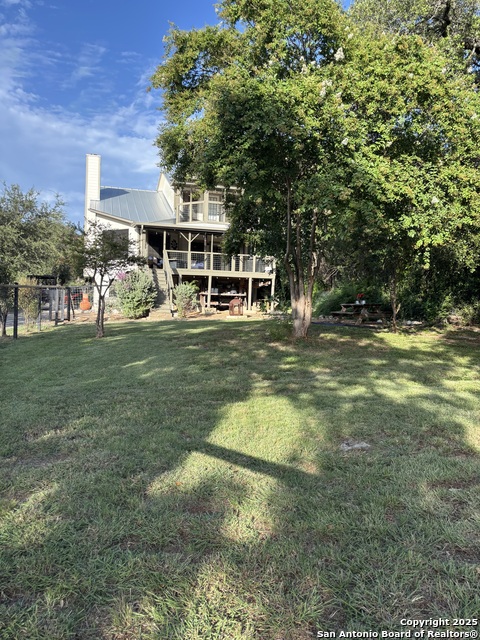 2198 Lakeshore Dr Property Photo 2