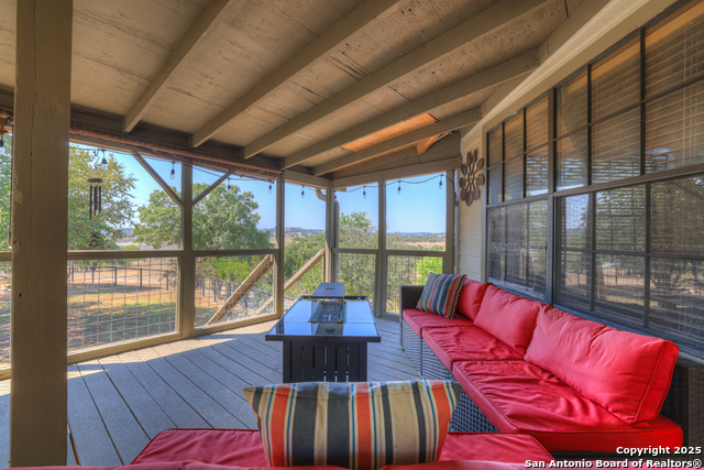 2198 Lakeshore Dr Property Photo 32