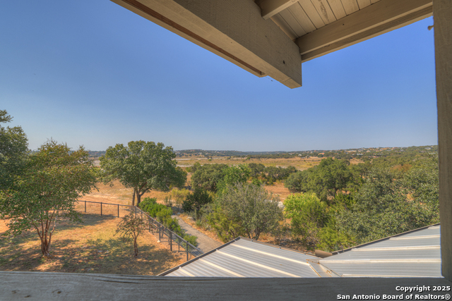 2198 Lakeshore Dr Property Photo 33