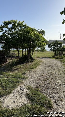 2198 Lakeshore Dr Property Photo 38