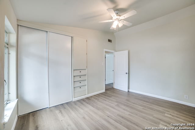 119 Rolling Green Property Photo 16