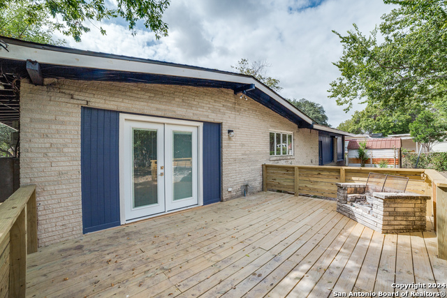 119 Rolling Green Property Photo 27