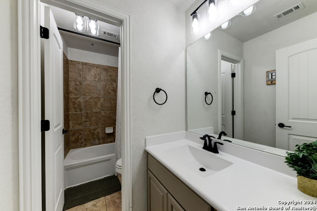 4815 Isaac Ryan Property Photo 32