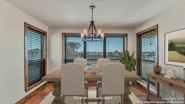 165 Lakeview Cir Property Photo 4