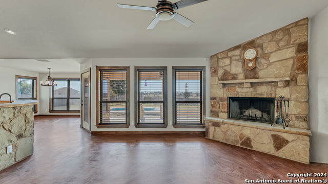 165 Lakeview Cir Property Photo 16