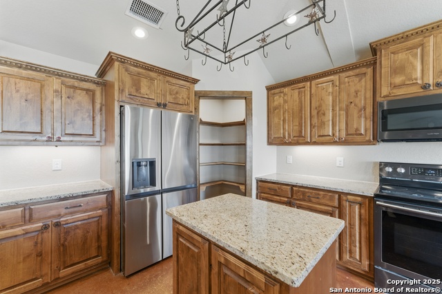 165 Lakeview Cir Property Photo 25