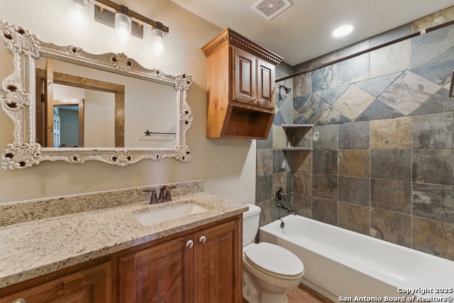 165 Lakeview Cir Property Photo 28