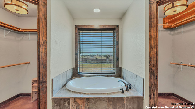 165 Lakeview Cir Property Photo 30
