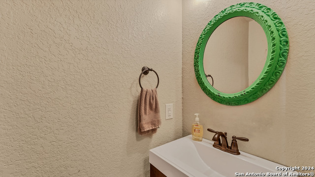 165 Lakeview Cir Property Photo 35