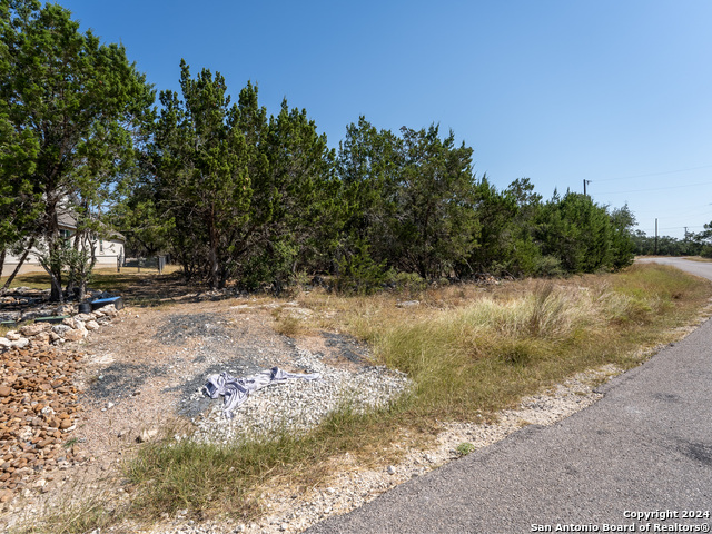 113 S John Bird Property Photo 4