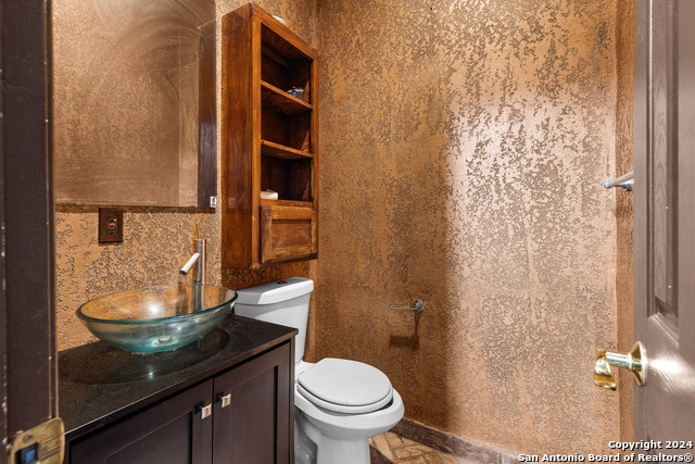 424 Homecrest Dr Property Photo 22