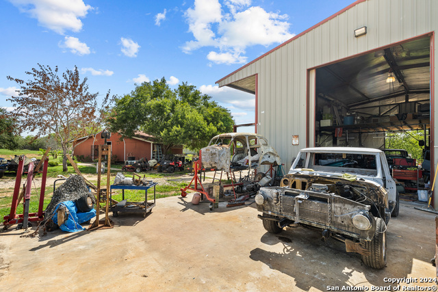 424 Homecrest Dr Property Photo 48