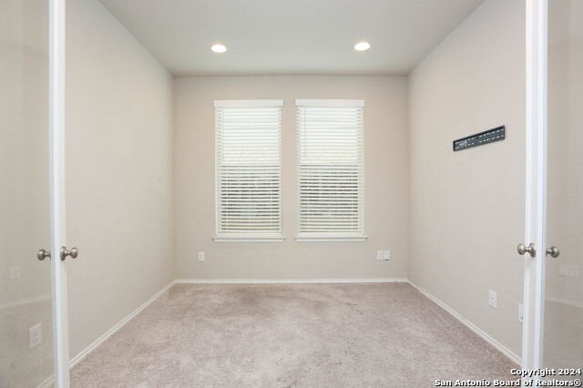 2615 Barkey Spgs Property Photo 4