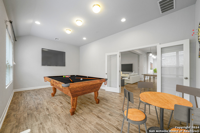 8914 High Br Property Photo 7